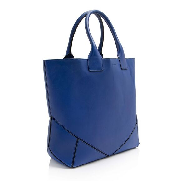 Givenchy Lambskin Easy Medium Tote - Picture 2 of 16